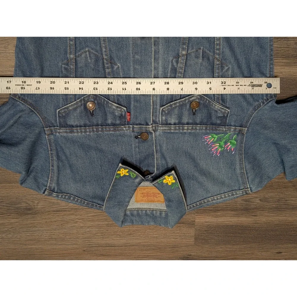 VTG 70704-0917 Levis Kids Denim‎ Jacket Painted Peace Sign Flowers Size 18 USA